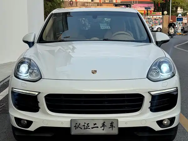 Porsche Cayenne 2016