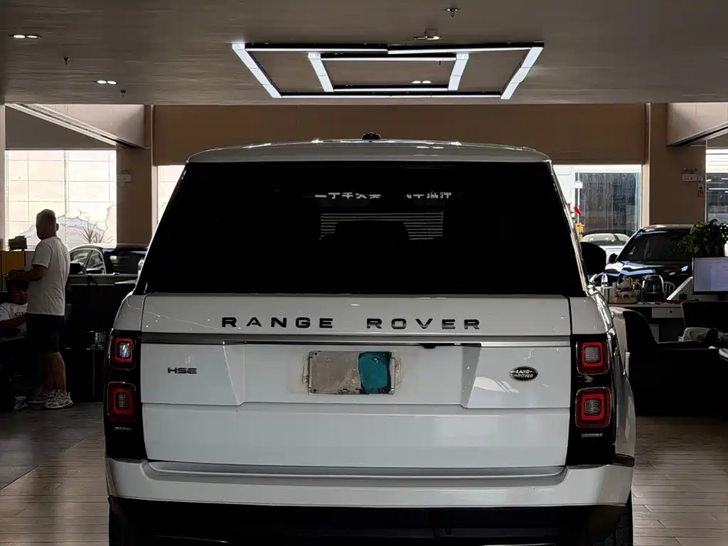 Land Rover Range Rover 2015 — фото 8