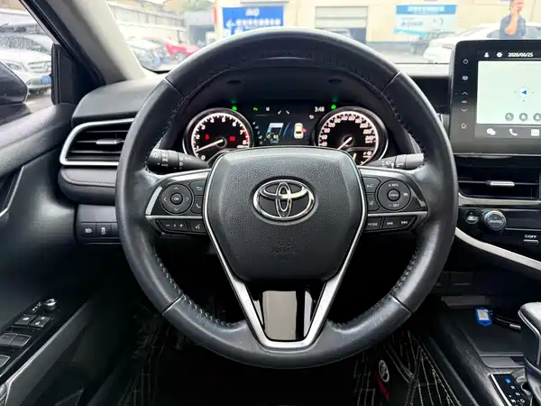 Toyota Camry 2022