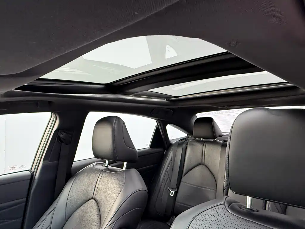 Toyota Avalon 2019 — фото 16