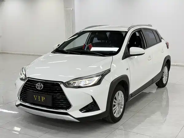 Toyota Yaris L 2022