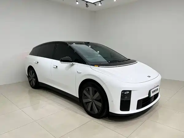 Li Auto i6 2025