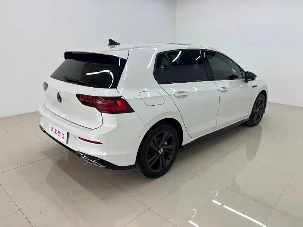 Volkswagen Golf 2023