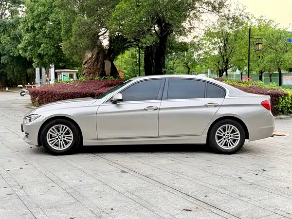 BMW 3 Series 2015