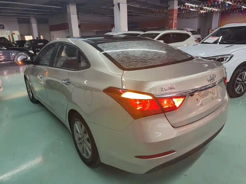 Hyundai Mistra 2016 — фото 5