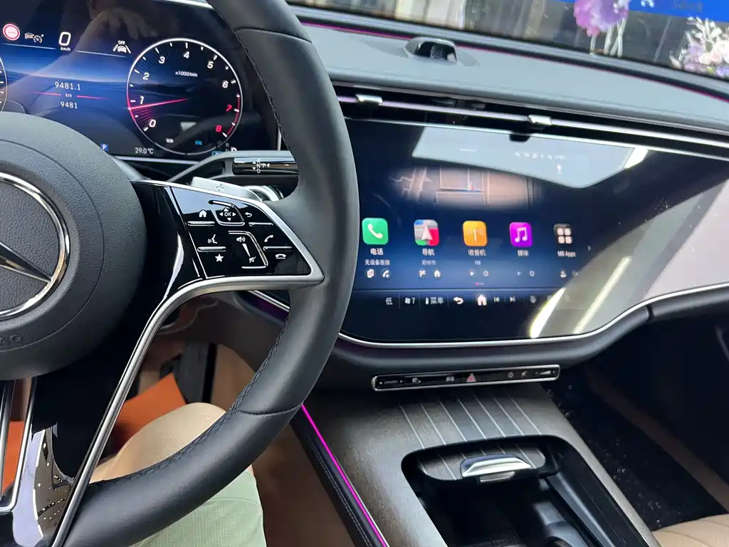 Mercedes-Benz E-Class 2025 — фото 20