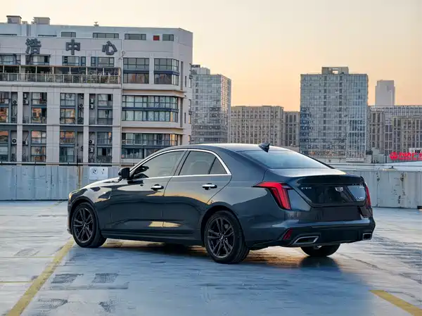 Cadillac CT4 2021