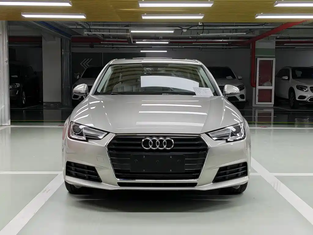 Audi A4L 2017 — фото 2