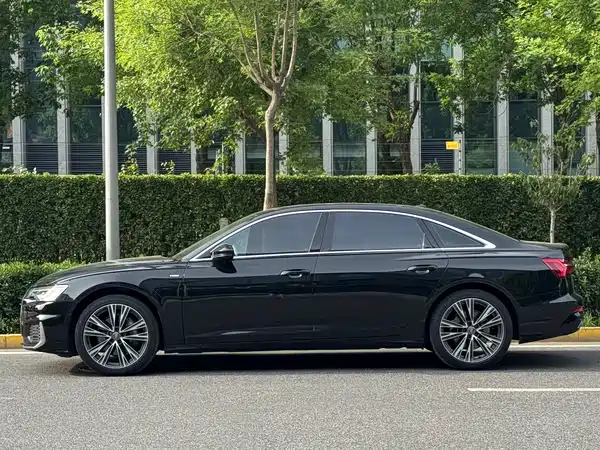 Audi A6L 2020