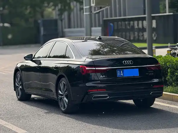 Audi A6L 2020