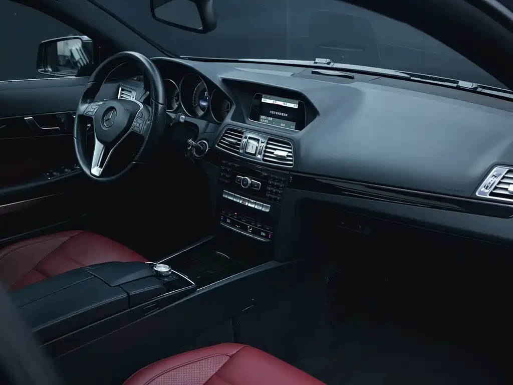 Mercedes-Benz E-Class 2014 — фото 22