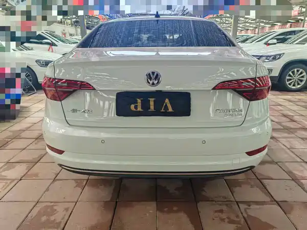 Volkswagen Sagitar 2022