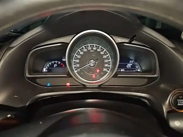 Mazda 3 Axela 2017