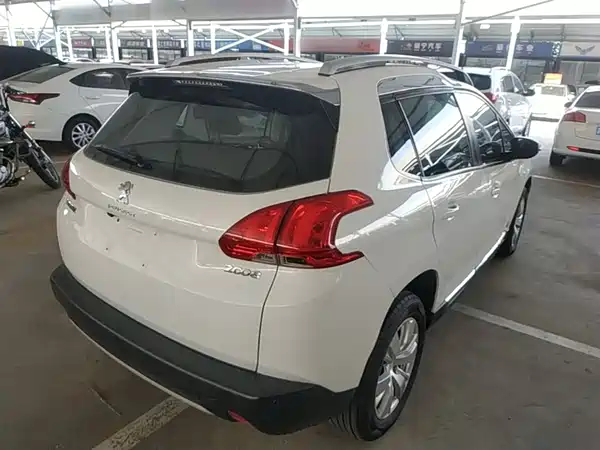 Peugeot 2008 2014