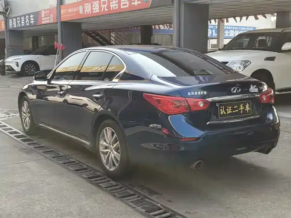 Infiniti Q50L 2016