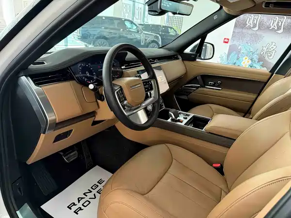 Land Rover Range Rover 2023