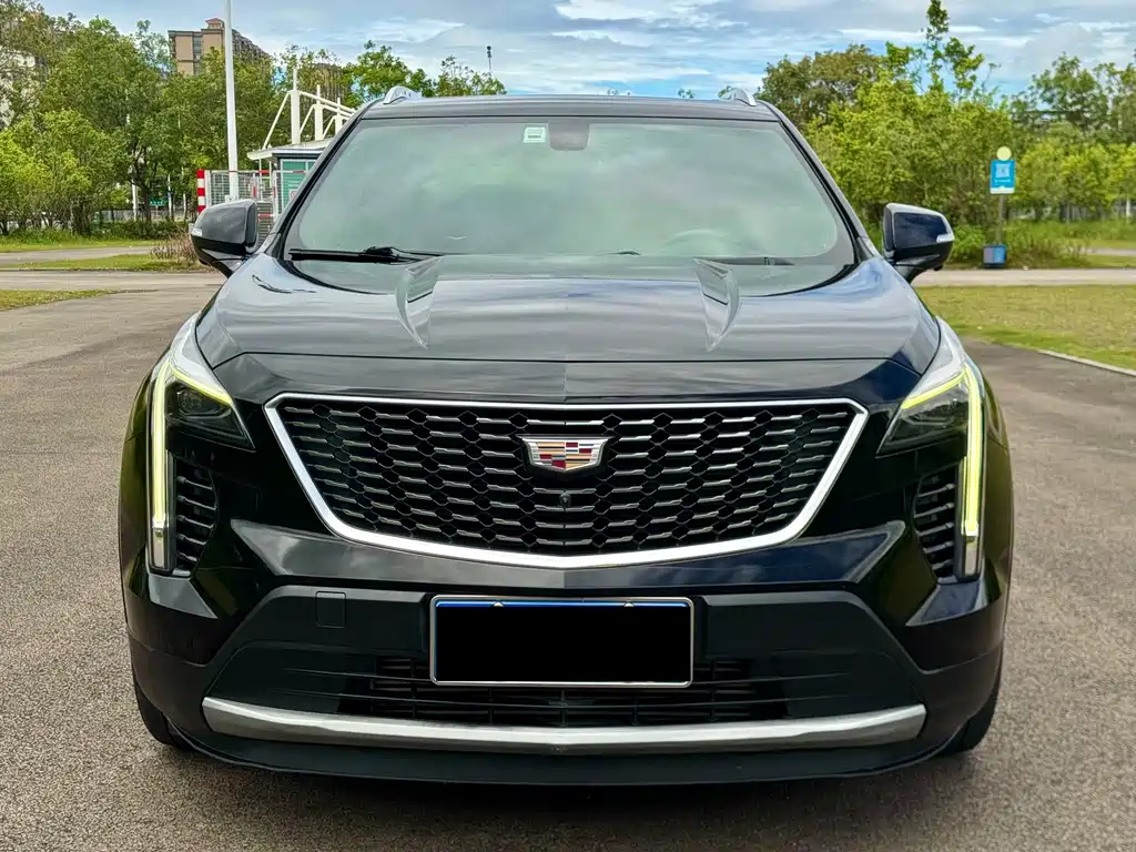 Cadillac XT4 2021 — фото 2