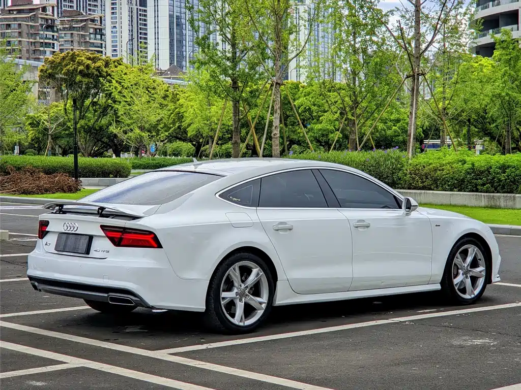 Audi A7 2018 — фото 16