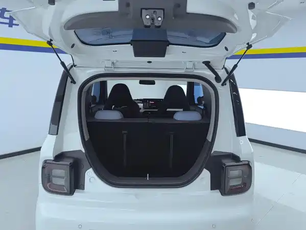 Geely Galaxy Panda 2023