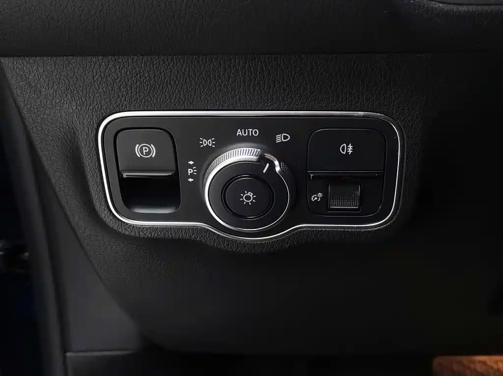 Mercedes-Benz GLB 2022 — фото 24