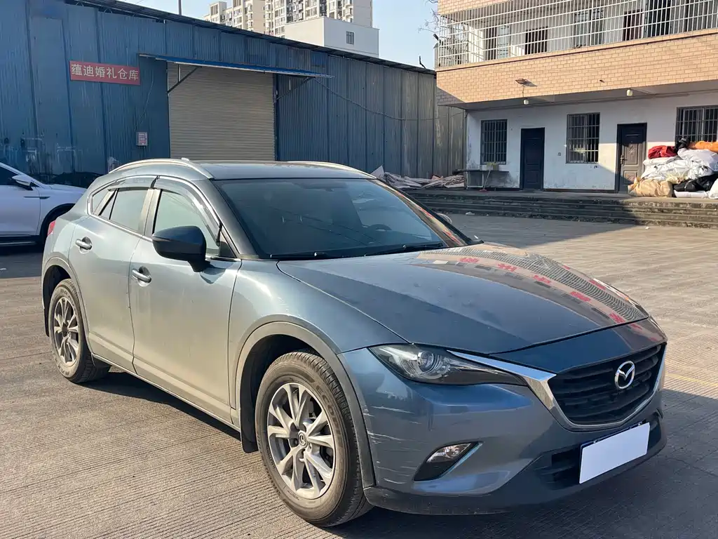 Mazda CX-4 2017 — фото 3