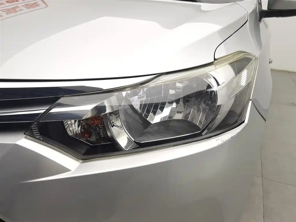 Toyota Vios 2015 — фото 7