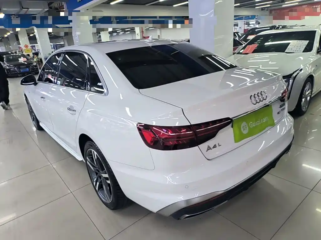Audi A4L 2022
