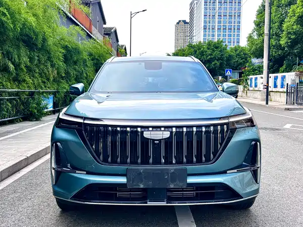 Geely Boyue L 2025