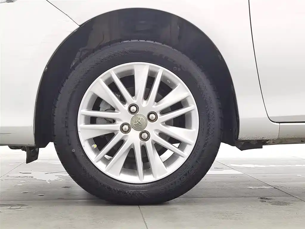 Toyota Vios 2015 — фото 17