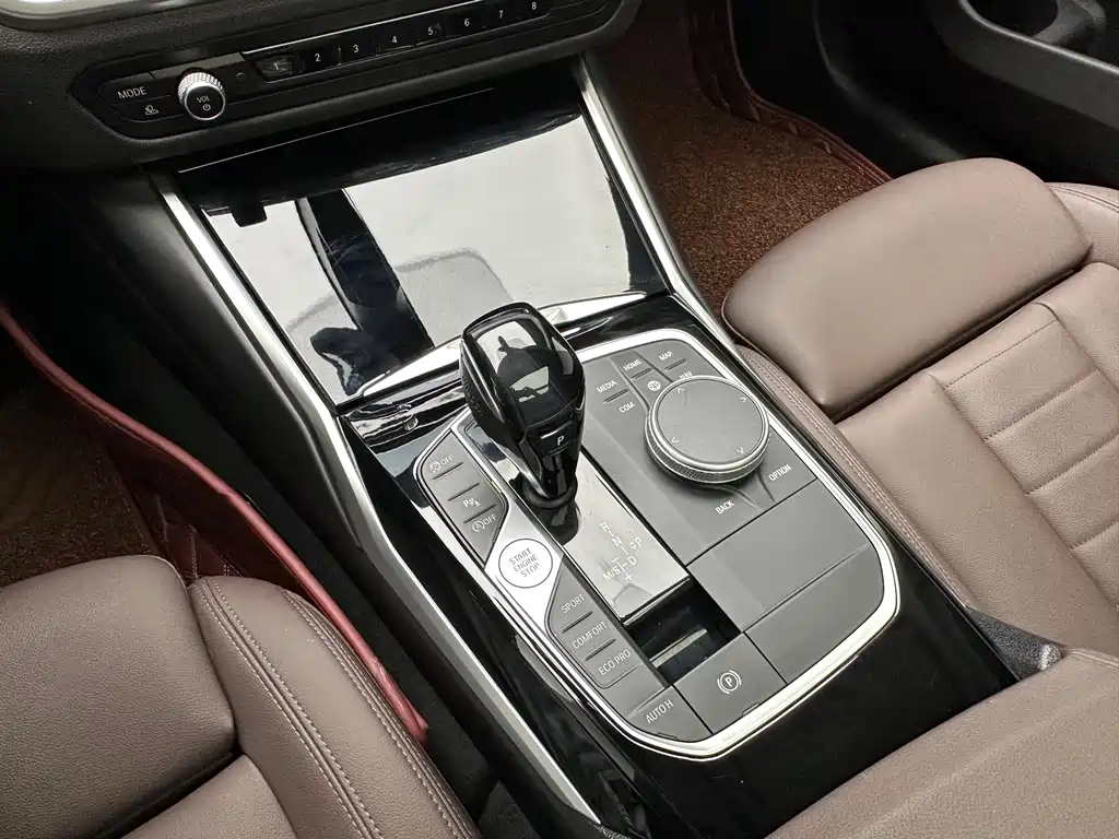 BMW 3 Series 2020 — фото 14