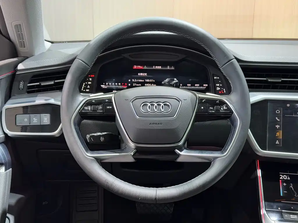 Audi A7L 2024 — фото 13