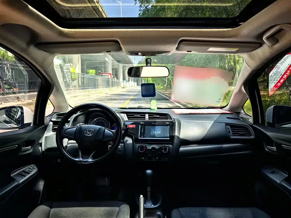 Honda Fit 2016 — фото 15