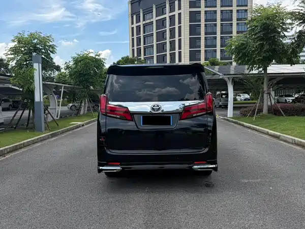 Toyota Alphard 2019