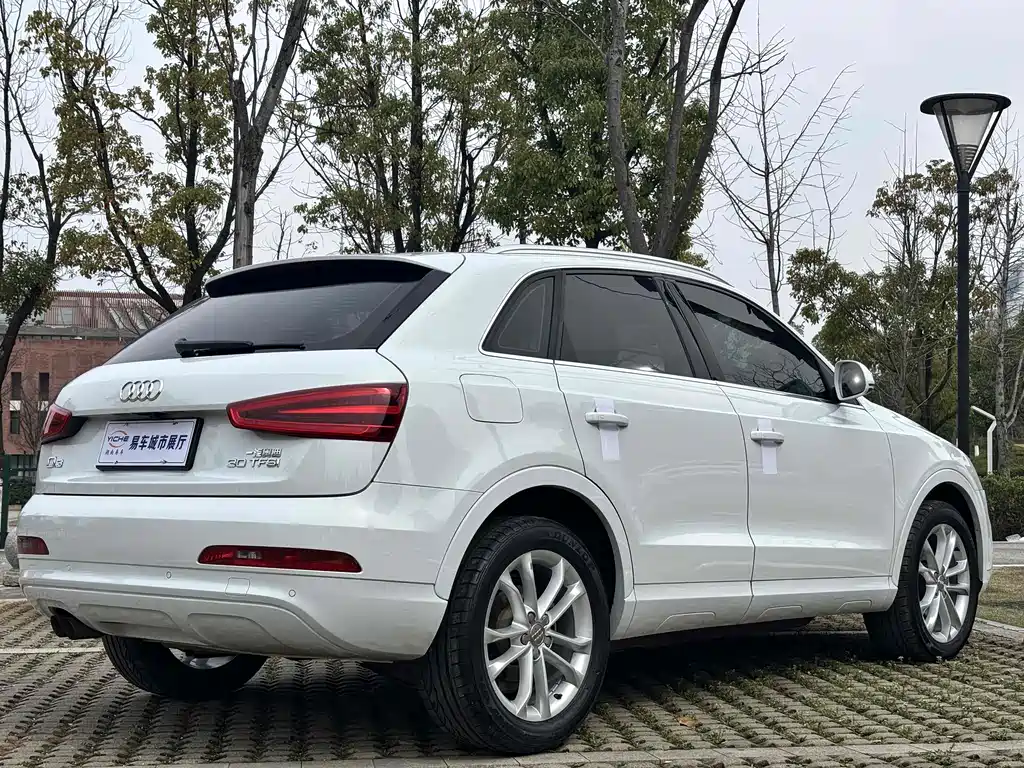 Audi Q3 2016 — фото 6