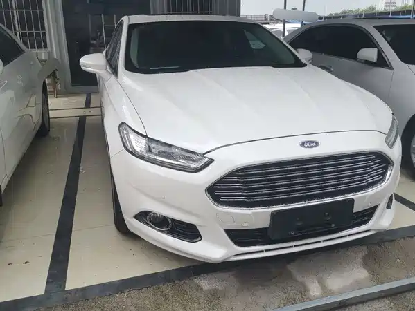 Ford Mondeo 2014