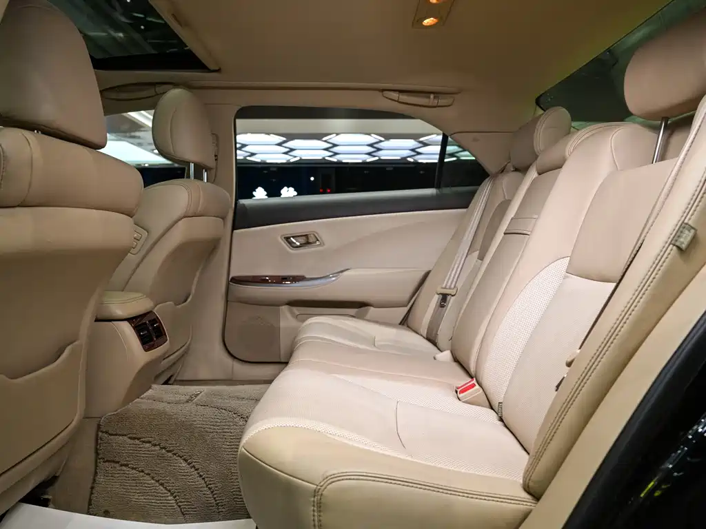 Toyota Crown 2014 — фото 17
