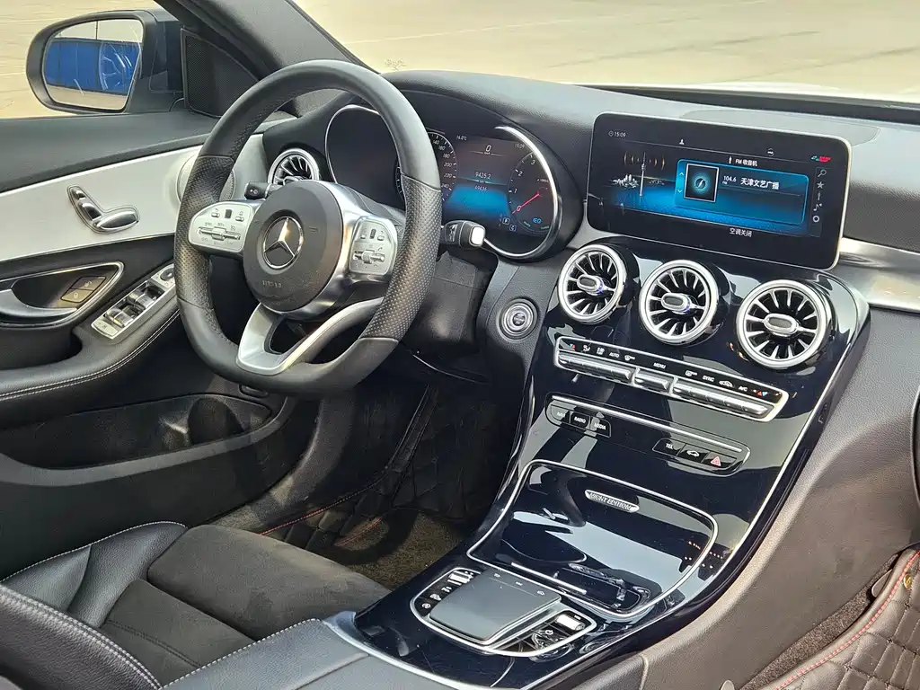 Mercedes-Benz C-Class 2020 — фото 11