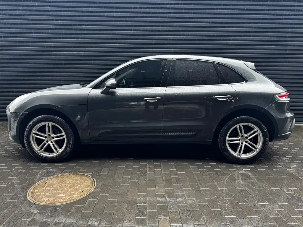 Porsche Macan 2022 — фото 8