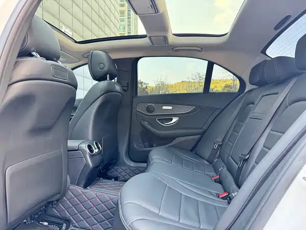 Mercedes-Benz C-Class 2018