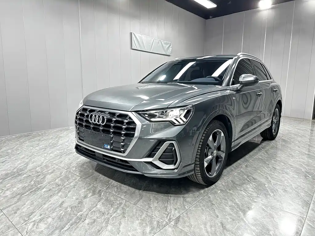 Audi Q3 2022