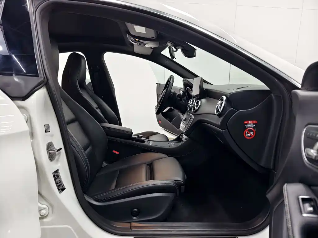 Mercedes-Benz CLA 2018 — фото 14