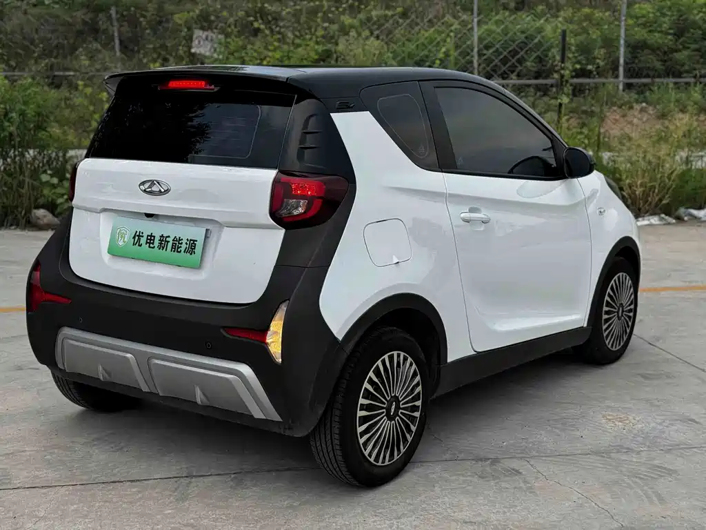 Chery eQ1 2023 — фото 12