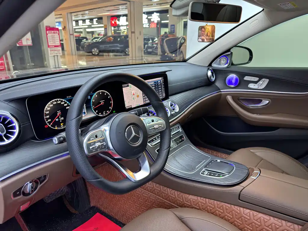 Mercedes-Benz E-Class 2020 — фото 5