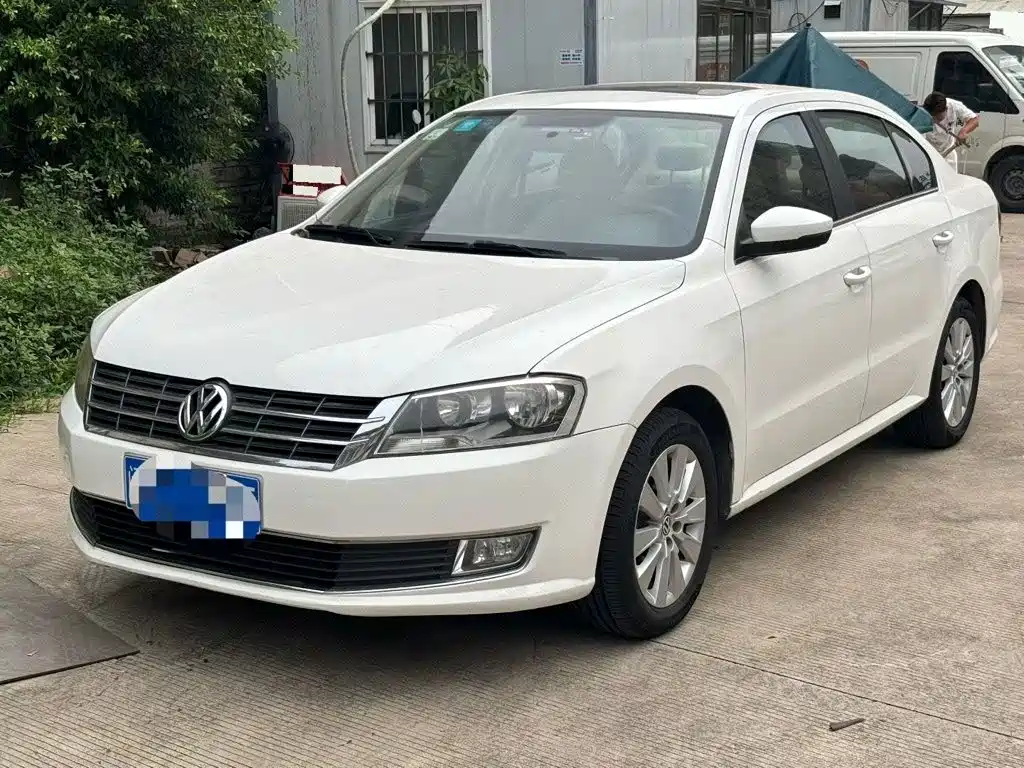Volkswagen Lavida 2014