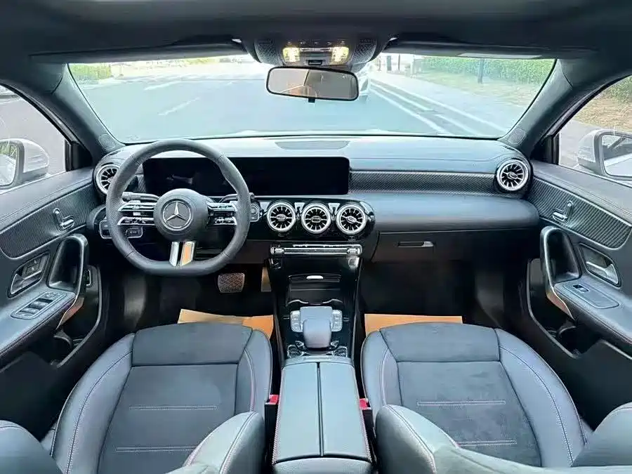 Mercedes-Benz A-Class 2023 — фото 5