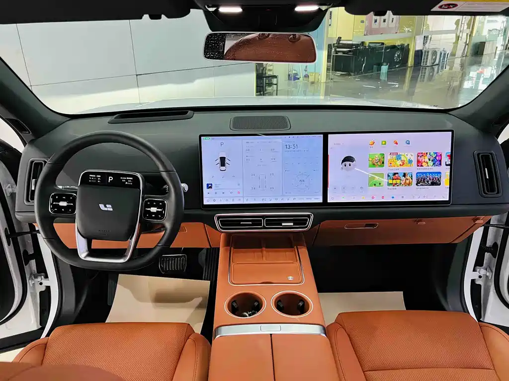 Li Auto Li L6 2025
