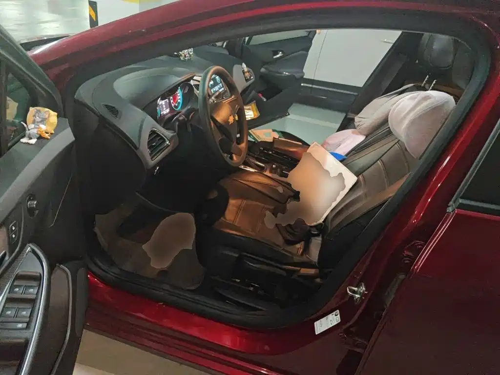 Chevrolet Cruze 2018 — фото 12
