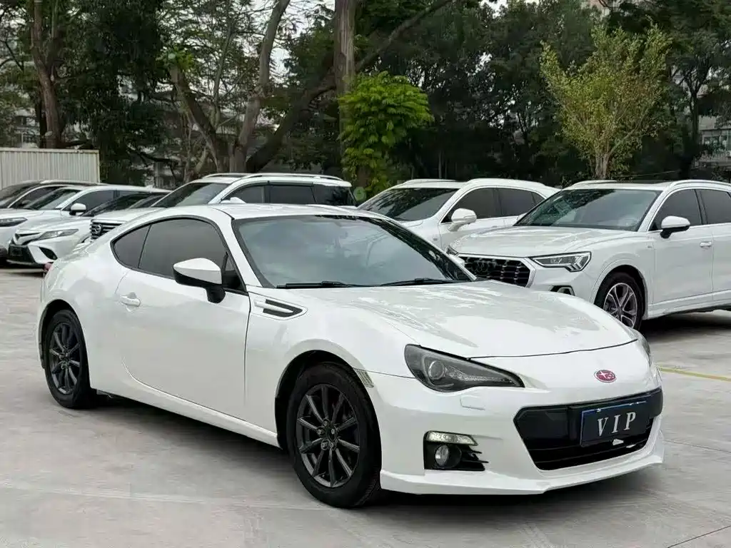 Subaru BRZ 2014 — фото 3