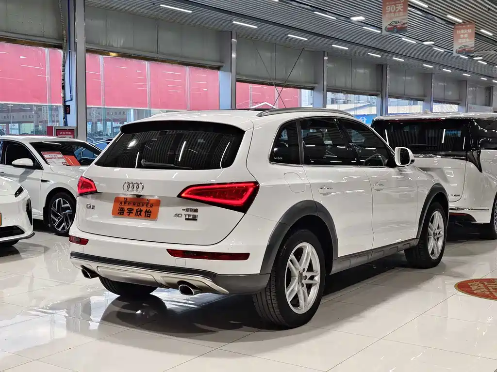 Audi Q5 2018 — фото 6