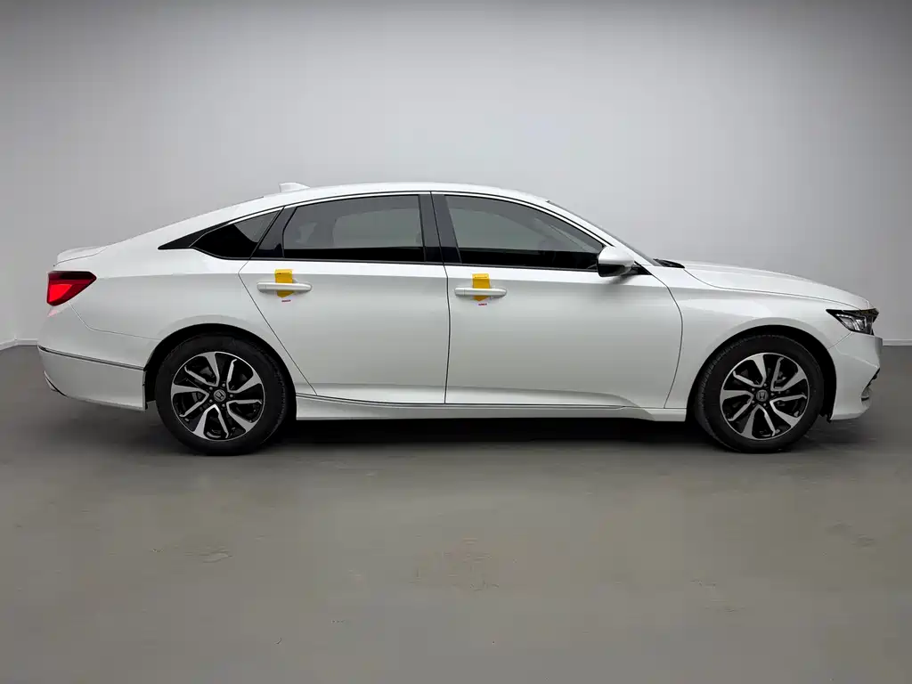Honda Accord 2021 — фото 16